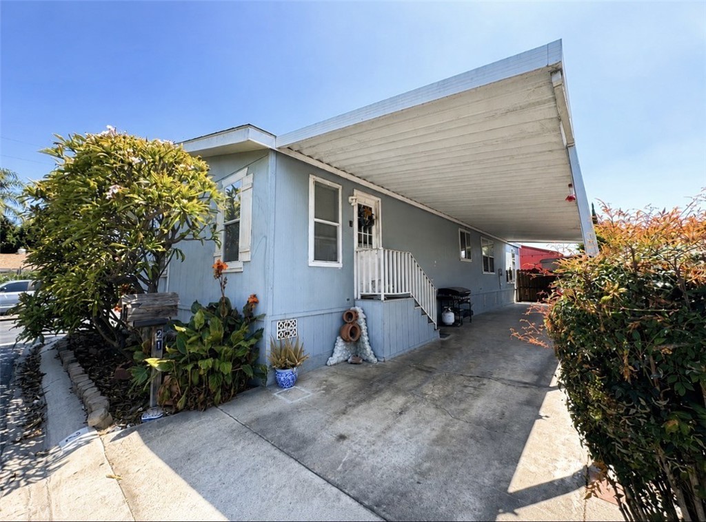 driveway - 1616 S Euclid 21, Anaheim CA 92802 - photo 15