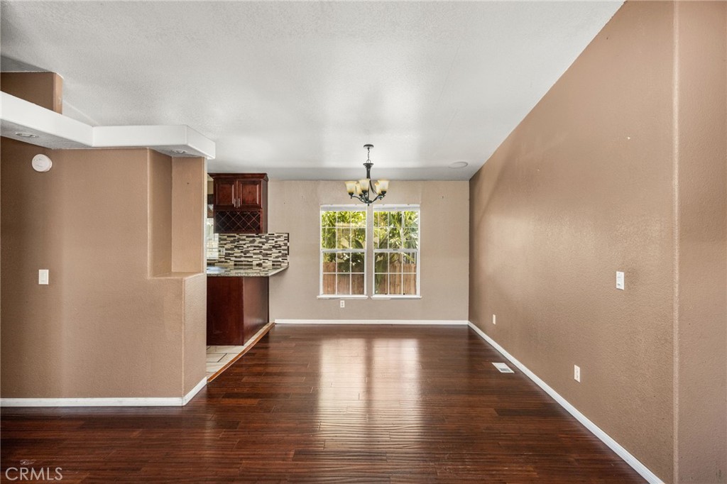 Dining area - 1616 S Euclid 71, Anaheim CA 92802 - photo 6