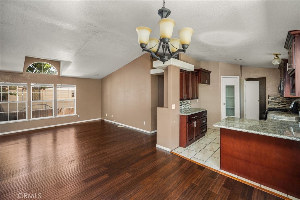 Dining area looking towards living room - 1616 S Euclid 71, Anaheim CA 92802 - photo 10
