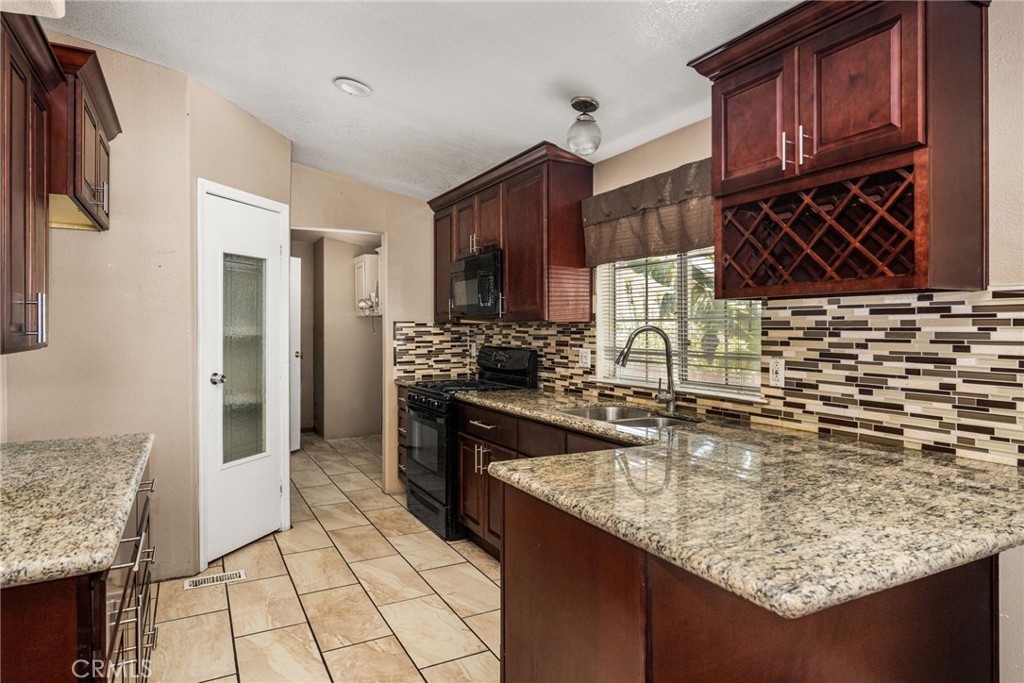 Kitchen - 1616 S Euclid 71, Anaheim CA 92802 - photo 13