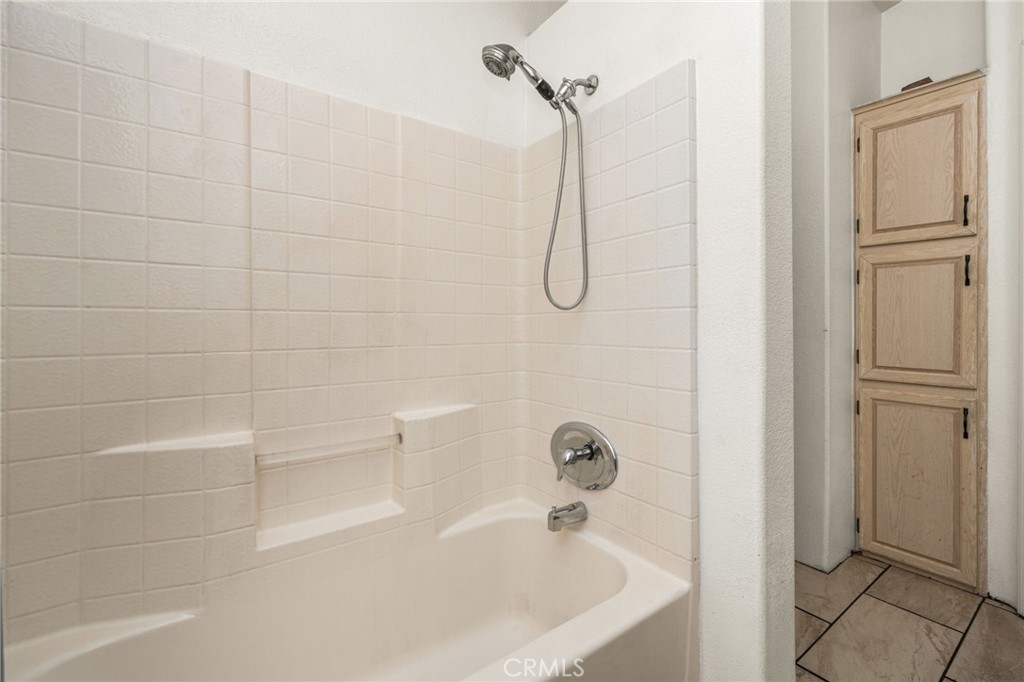 1616 S Euclid 71, Anaheim CA 92802 - photo 32
