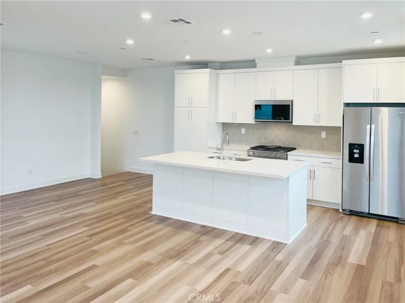 1618 W Cara Dr, Anaheim, CA 92805