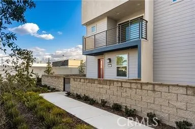 1627 W Lincoln Avenue 101, Anaheim, CA 92801