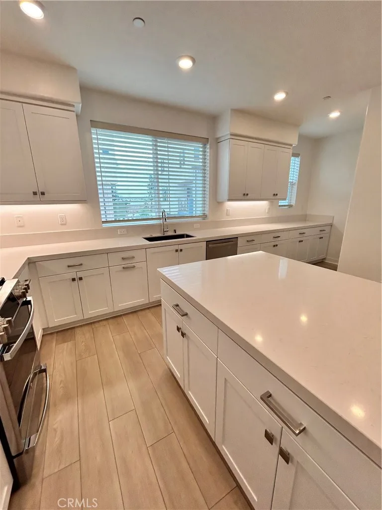 1669 W Lincoln Avenue 104, Anaheim, CA 92801