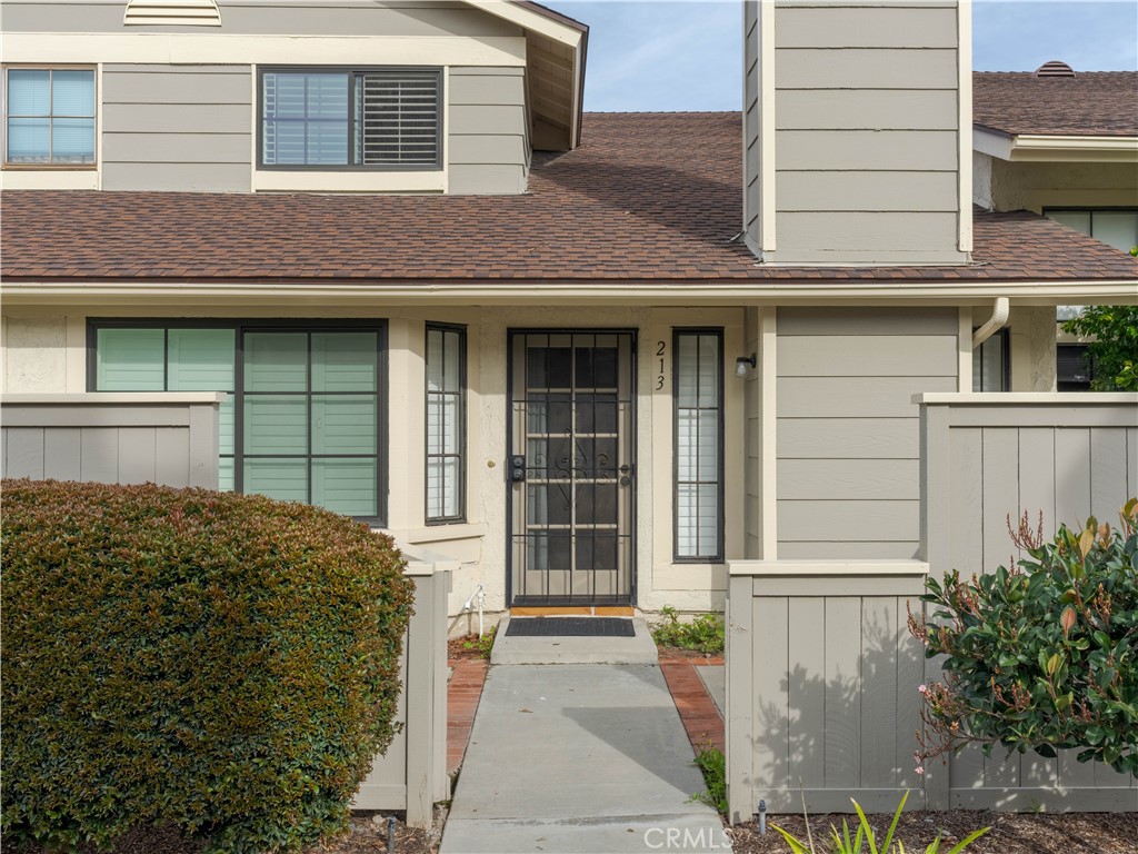 1700 W Cerritos Avenue 213, Anaheim CA 92804 - photo 1
