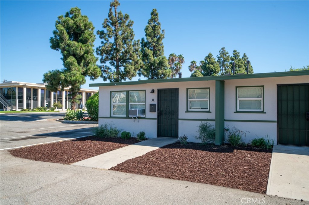 1716 1722 E Lincoln Avenue, Anaheim CA 92805 - photo 5