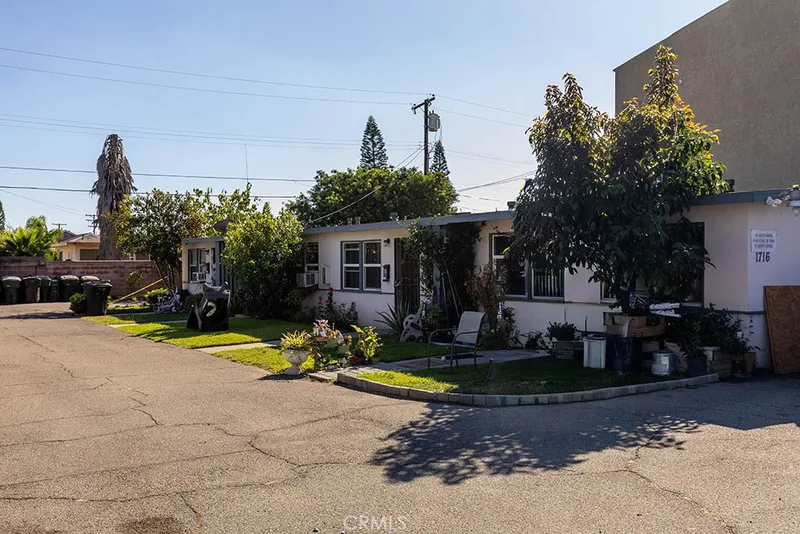 1716 E Lincoln, Anaheim, CA 92805