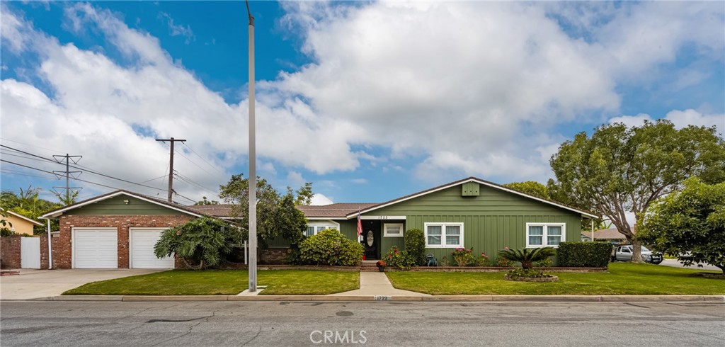 1722 S Heather Ln, Anaheim CA 92802 - photo 1
