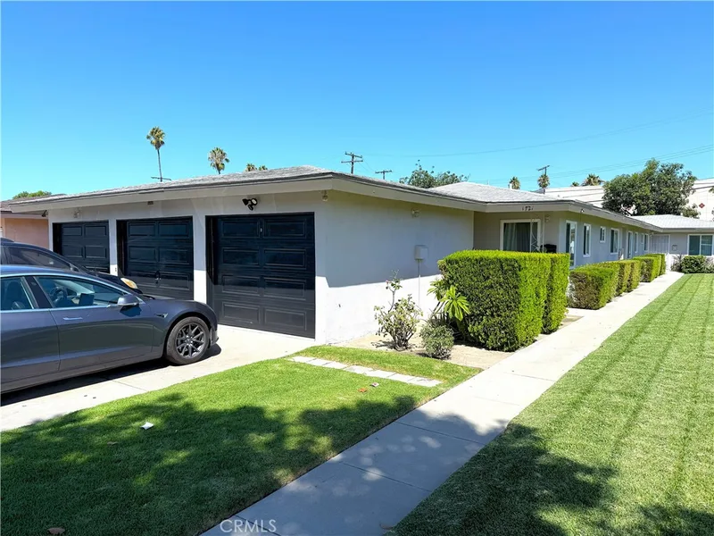 1723 W Francis Drive, Anaheim, CA 92801