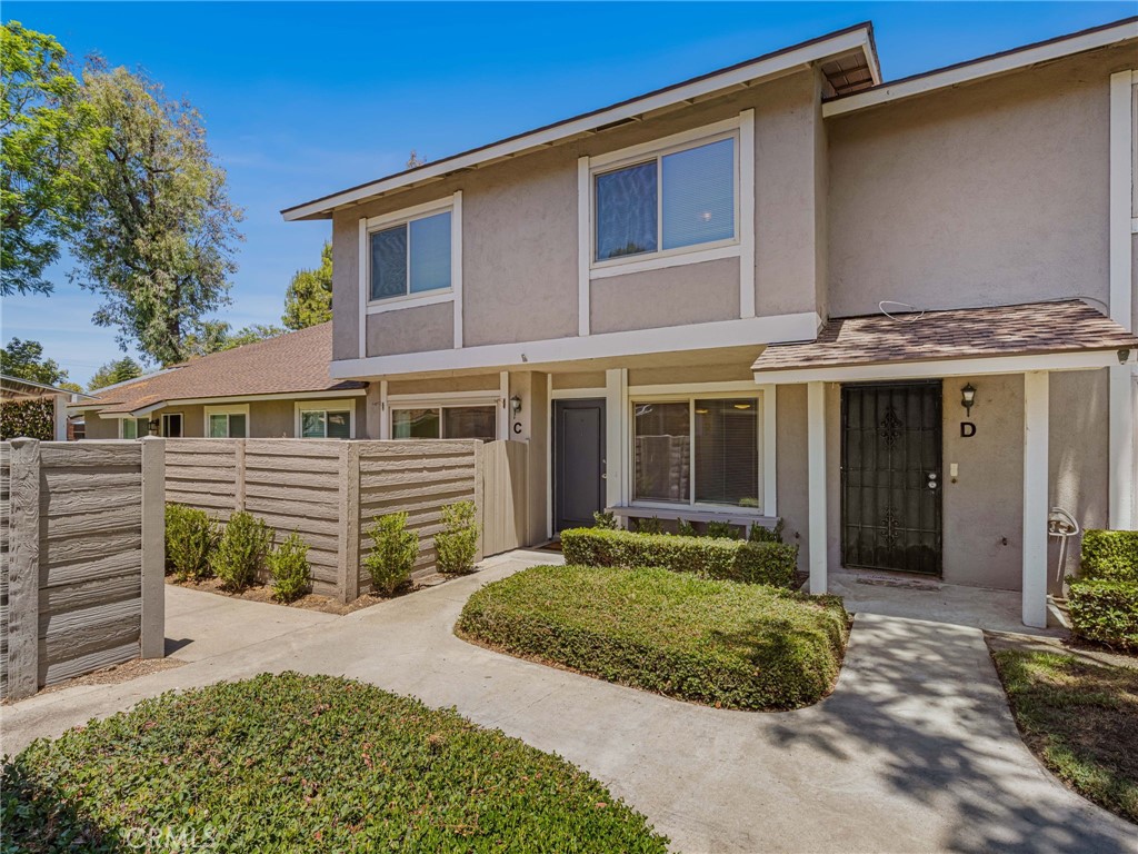 1726 N Oak Knoll C, Anaheim CA 92807 - photo 1