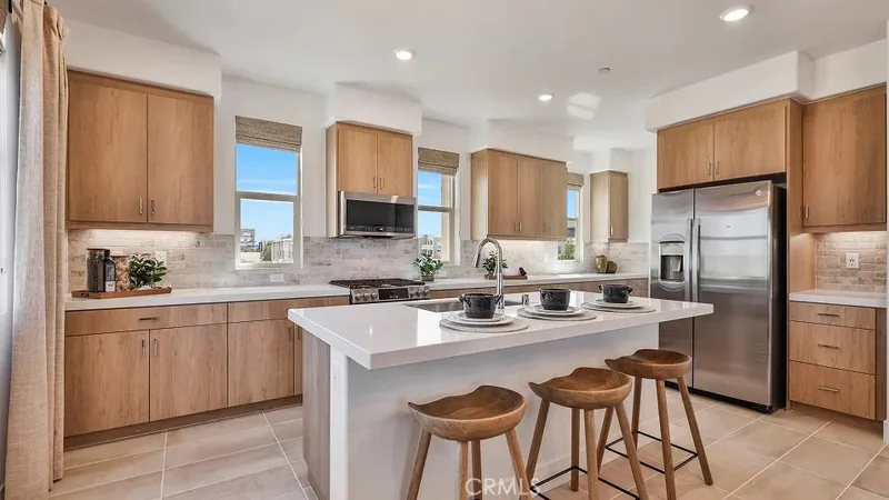 1730 E Park Street 17, Anaheim, CA 92805