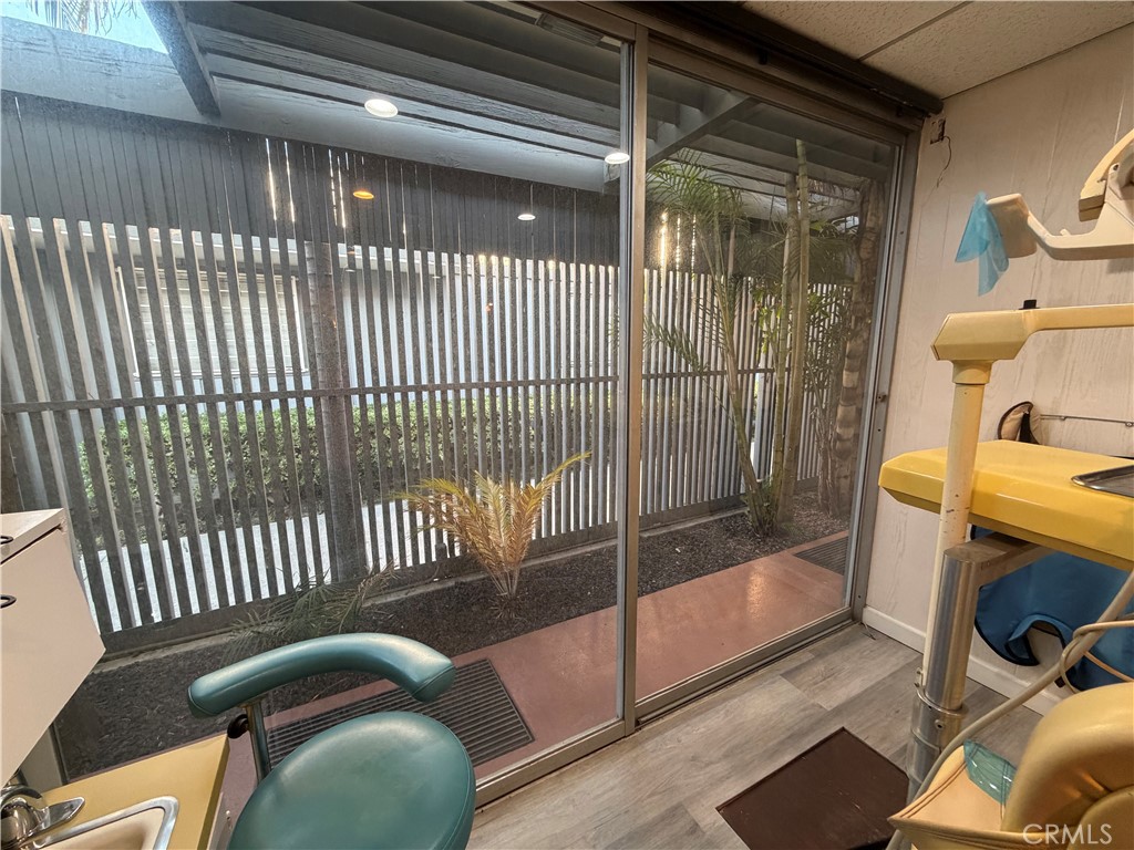 Gold Room - Operatory 3 - 1731 W Romneya Drive, Anaheim CA 92801 - photo 19