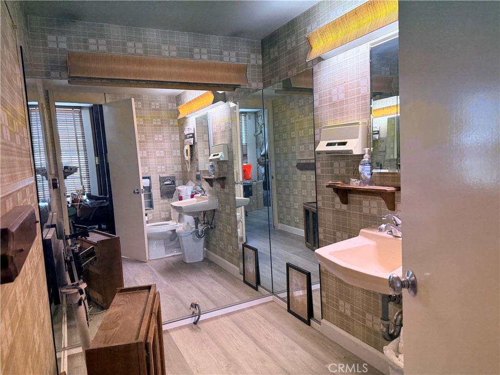 Back office Bathroom - 1731 W Romneya Drive, Anaheim CA 92801 - photo 25