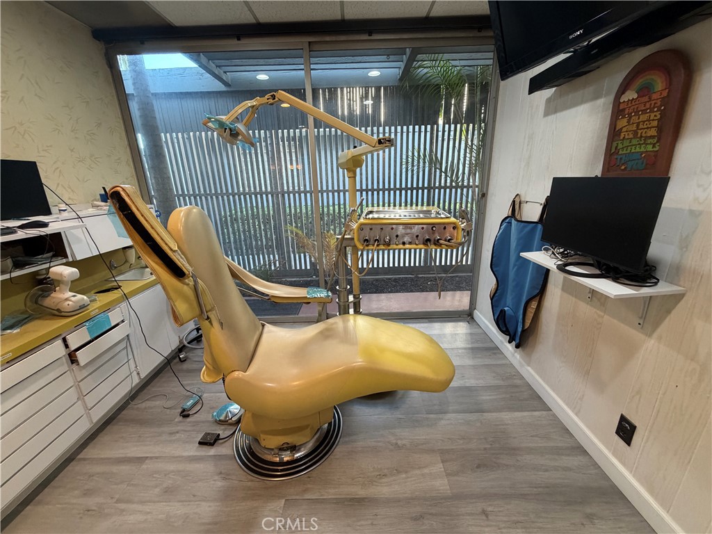 Gold Room-Operatory 3 - 1731 W Romneya Drive, Anaheim CA 92801 - photo 16