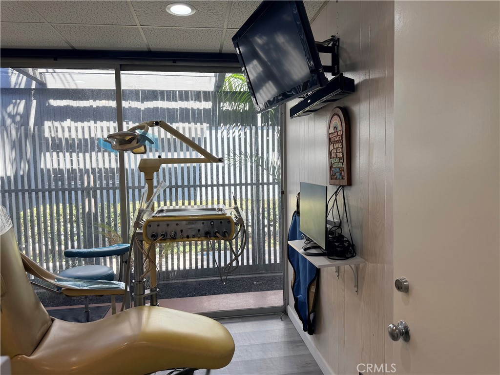 GoldRoom-Operatory3 - 1731 W Romneya Drive, Anaheim CA 92801 - photo 18