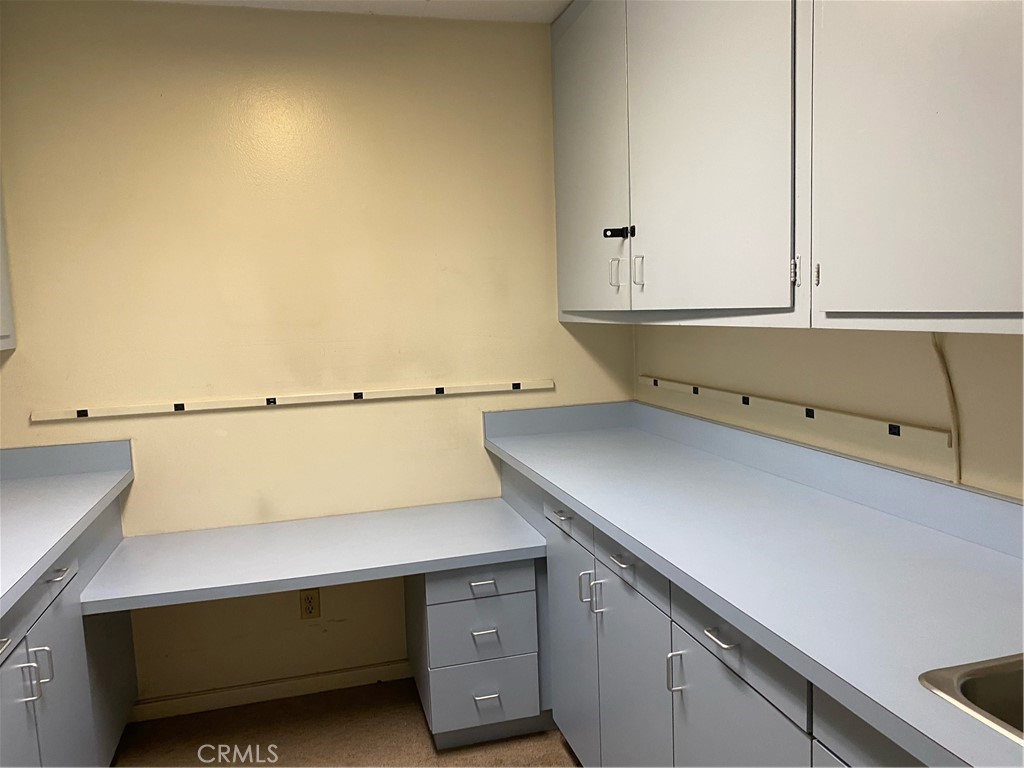1736 MEDICAL CENTER DRIVE Drive, Anaheim CA 92801 - photo 4