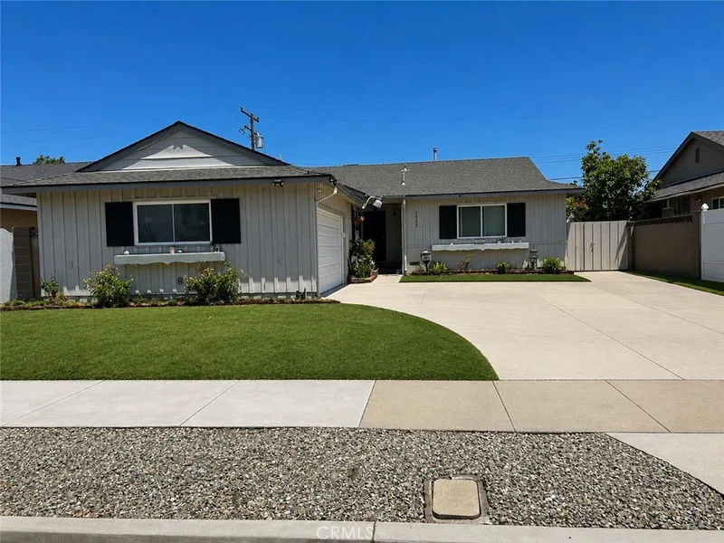 1737 W Beacon, Anaheim, CA 92804