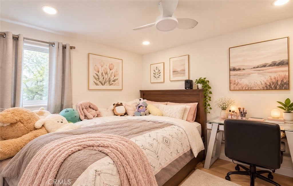 1738 VARNA S, Anaheim CA 92804 - photo 12