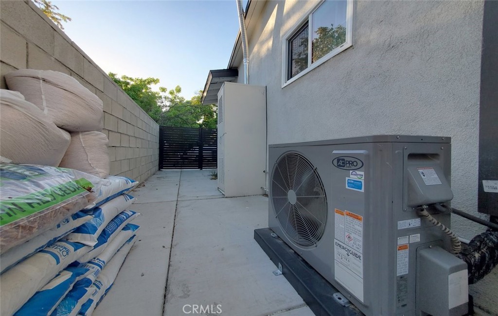 1738 VARNA S, Anaheim CA 92804 - photo 24