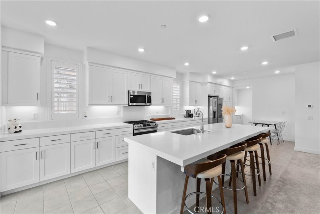 175 W La Palma Avenue 6, Anaheim CA 92801 - photo 4