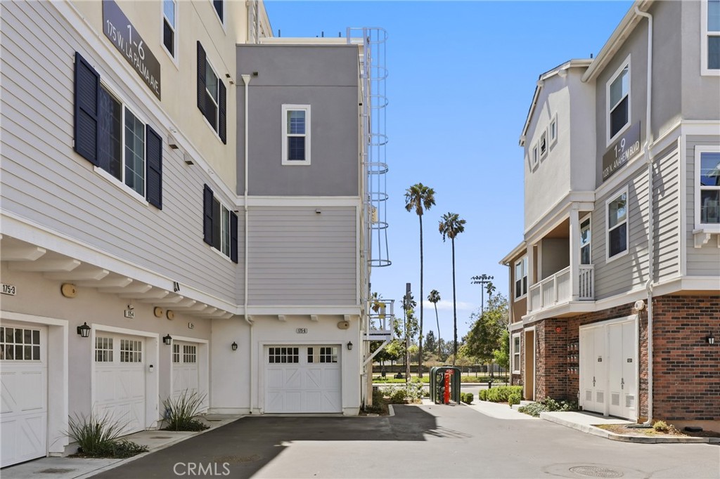 175 W La Palma Avenue 6, Anaheim CA 92801 - photo 26
