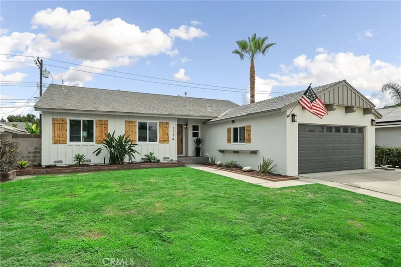 1774 W Niobe, Anaheim