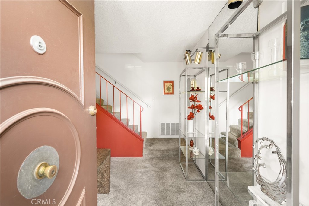 Welcome Home! - 1800 W Gramercy Avenue 23, Anaheim CA 92801 - photo 1
