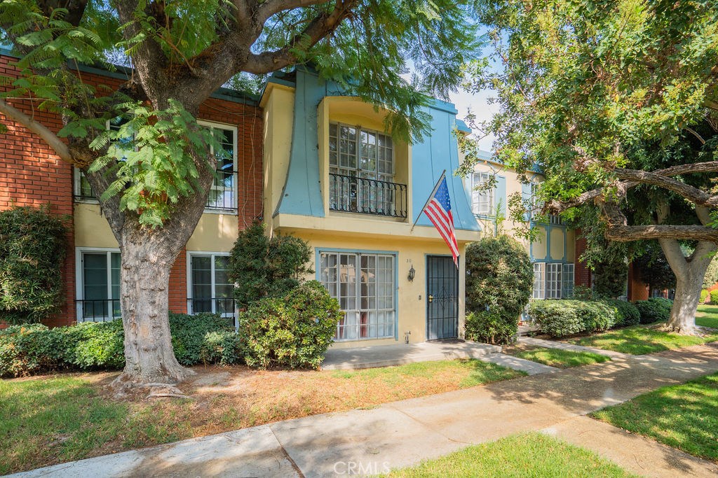 1800 W Gramercy Avenue 30, Anaheim CA 92801 - photo 1