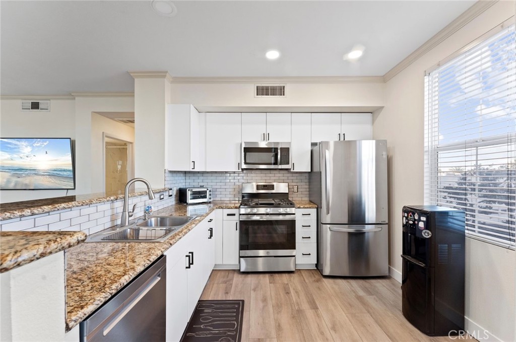 1801 E Katella 3027, Anaheim CA 92805 - photo 1