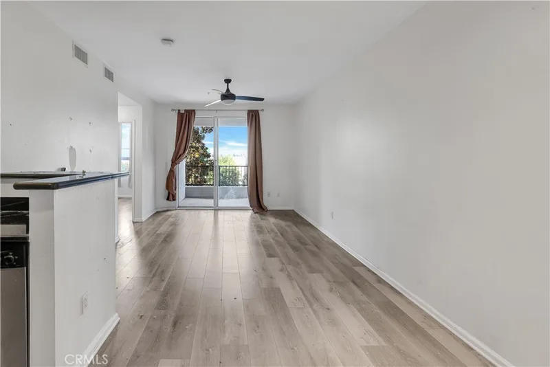 1801 E Katella 3065, Anaheim, CA 92805