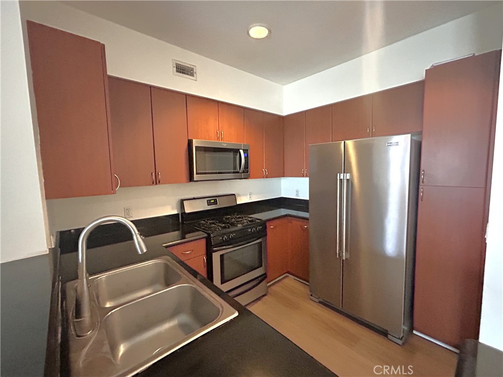 1801 E Katella, Anaheim CA 92805 - photo 4