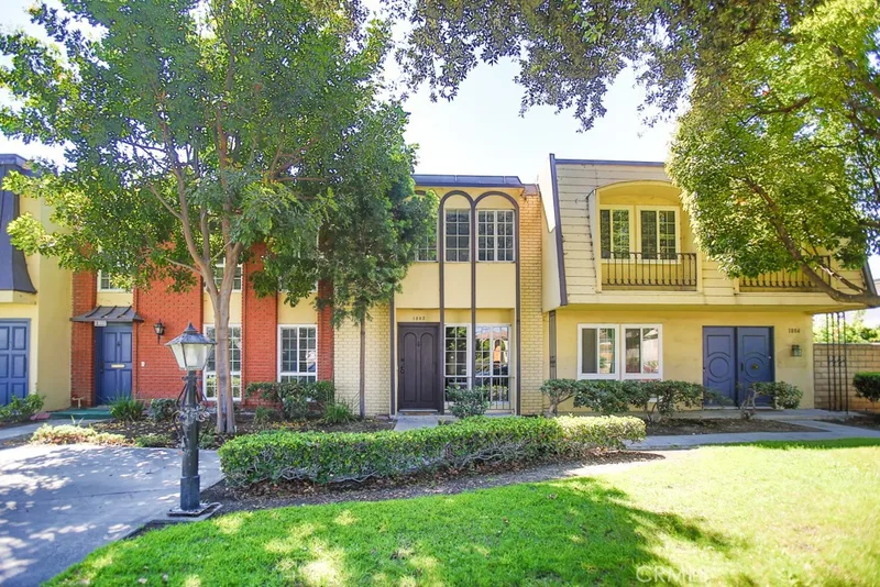 1802 Glenoaks, Anaheim, CA 92801
