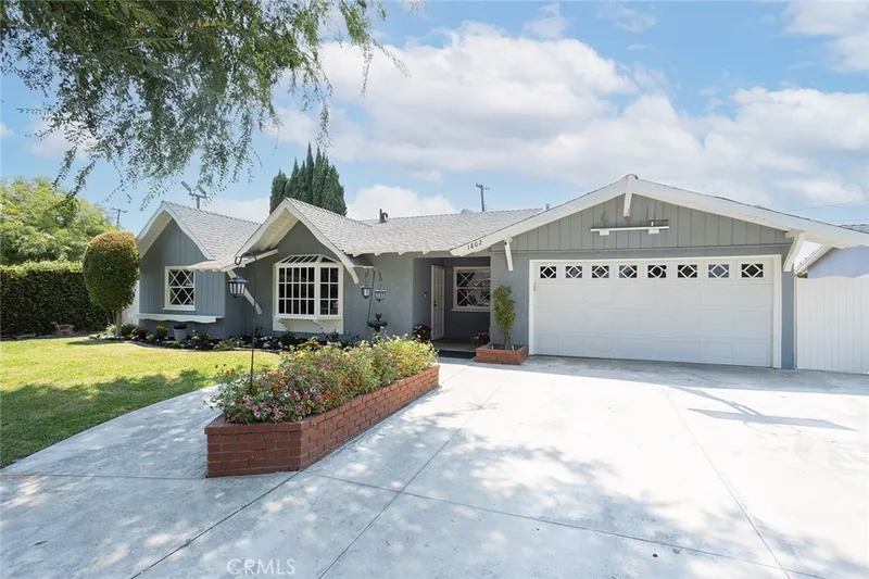 1802 W Harle Avenue, Anaheim, CA 92804