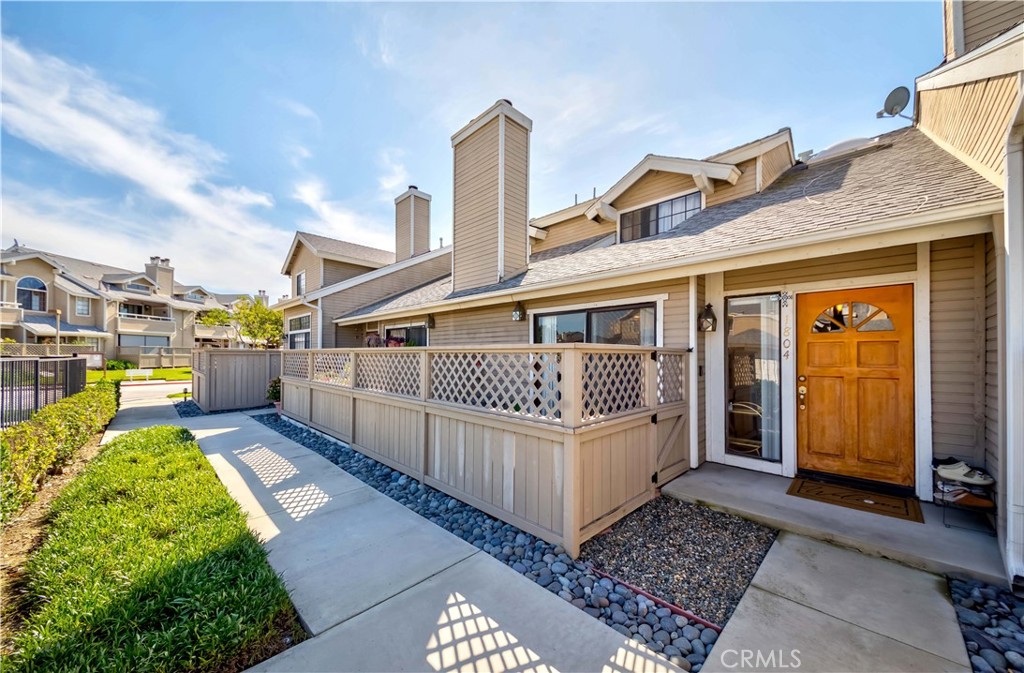 1804 W Falmouth Avenue 21, Anaheim CA 92801 - photo 1