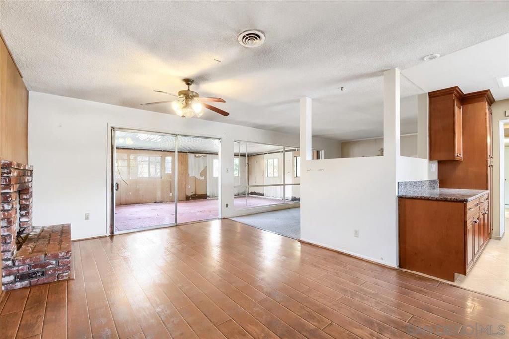 1809 W. Harriet Lane, Anaheim CA 92804 - photo 9