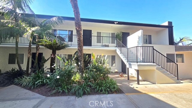 1810 W Sallie 7, Anaheim CA 92804 - photo 2