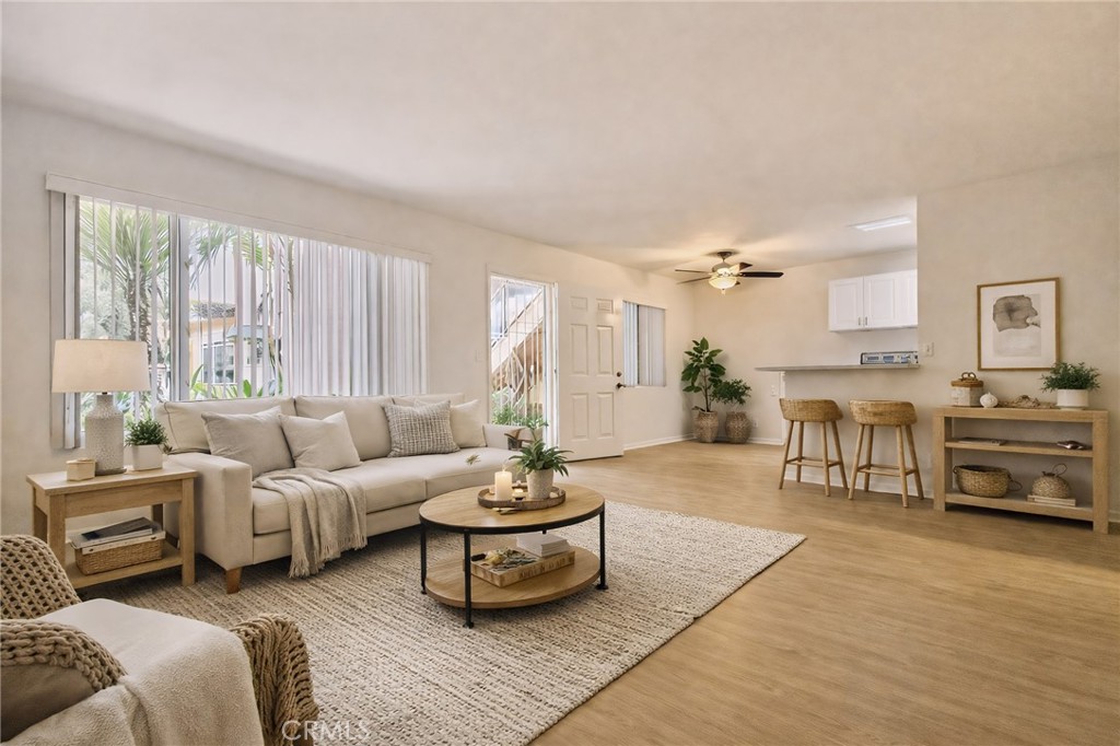 1810 W Sallie 7, Anaheim CA 92804 - photo 3
