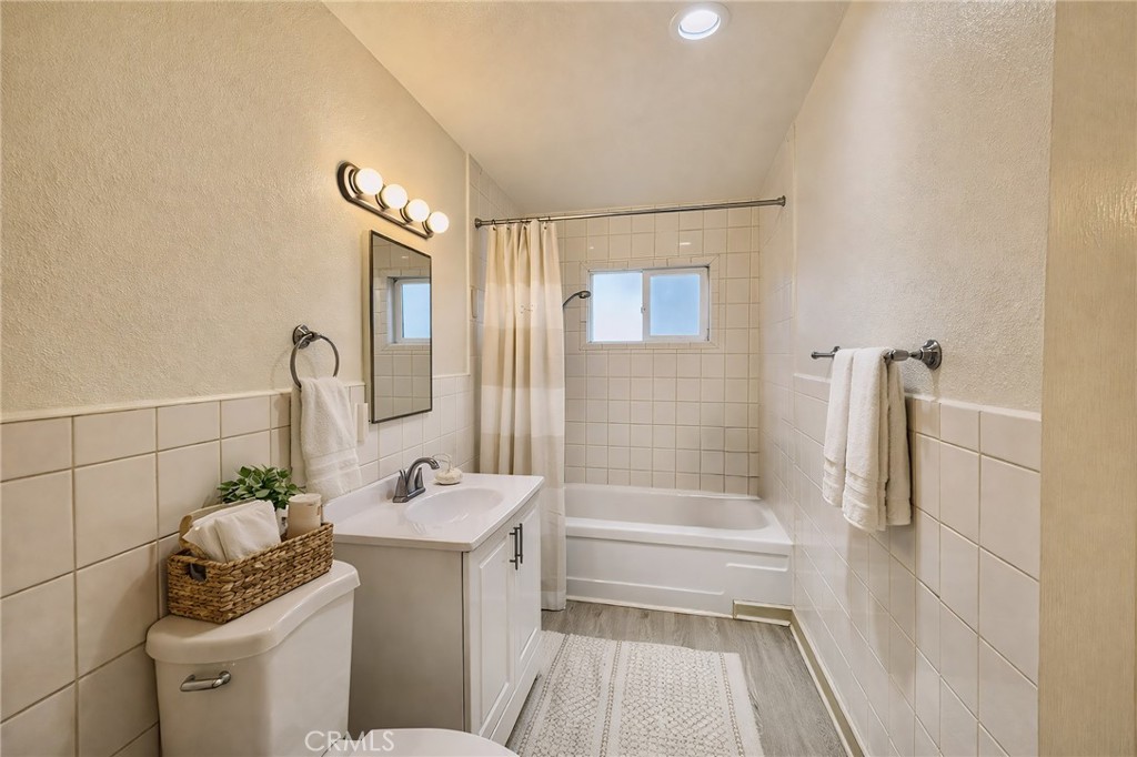 1810 W Sallie 7, Anaheim CA 92804 - photo 7