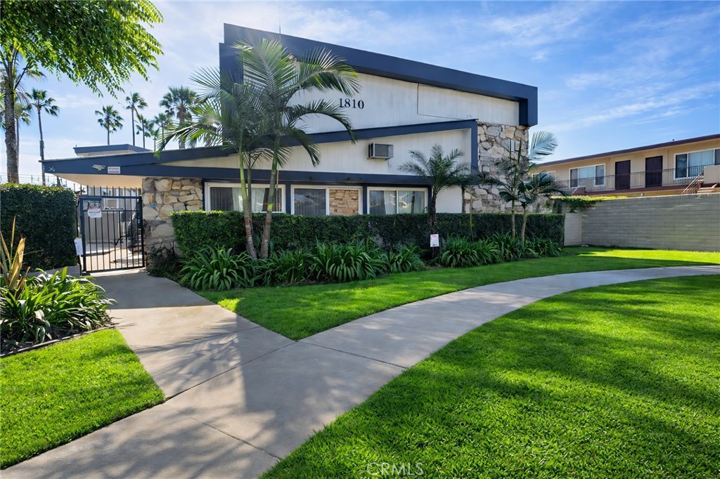 1810 W Sallie H, Anaheim CA 92804 - photo 1