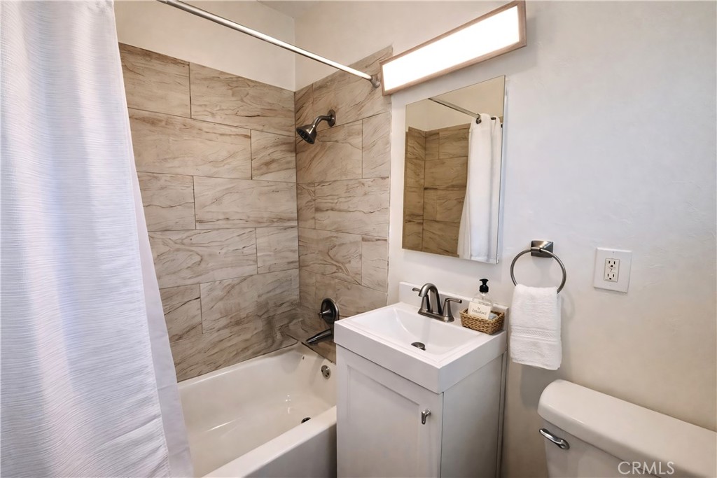 1826 W Sallie D, Anaheim CA 92804 - photo 3