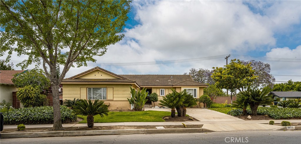 1830 W Chalet Avenue, Anaheim CA 92804 - photo 1