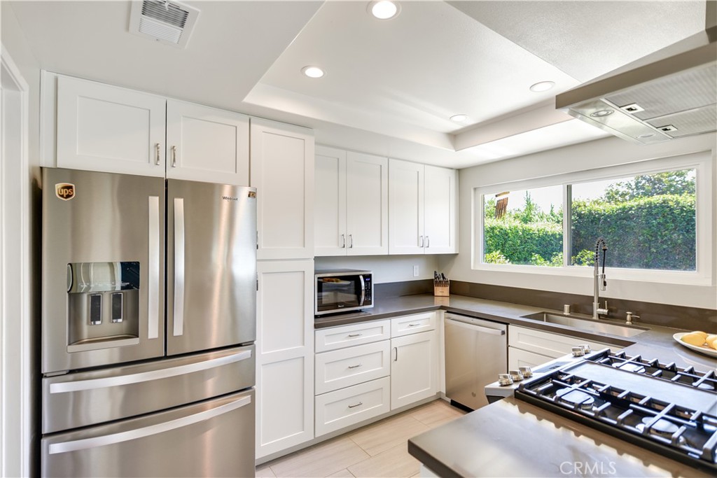 18472 Woodwind Lane, Anaheim CA 92807 - photo 2