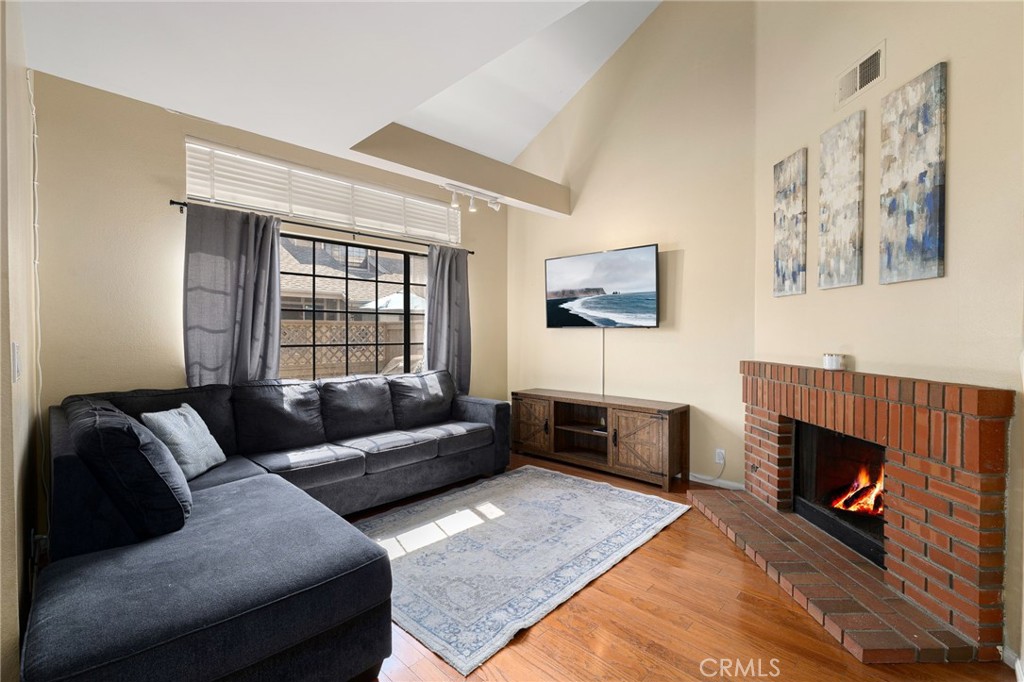 Floor plan - 1850 W Falmouth Avenue 1, Anaheim CA 92801 - photo 1