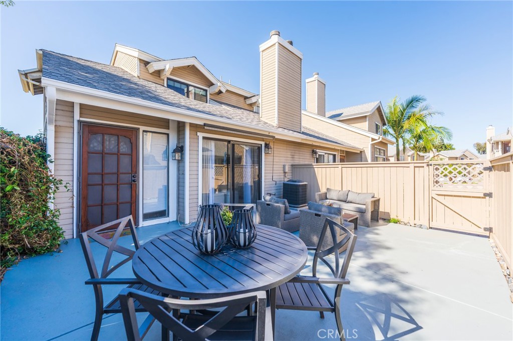 1854 W Falmouth Avenue 3, Anaheim CA 92801 - photo 1