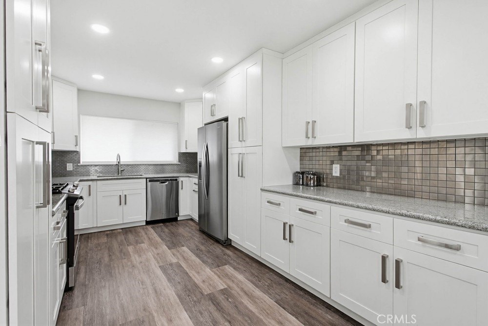 1860 W Glenoaks L, Anaheim CA 92801 - photo 7