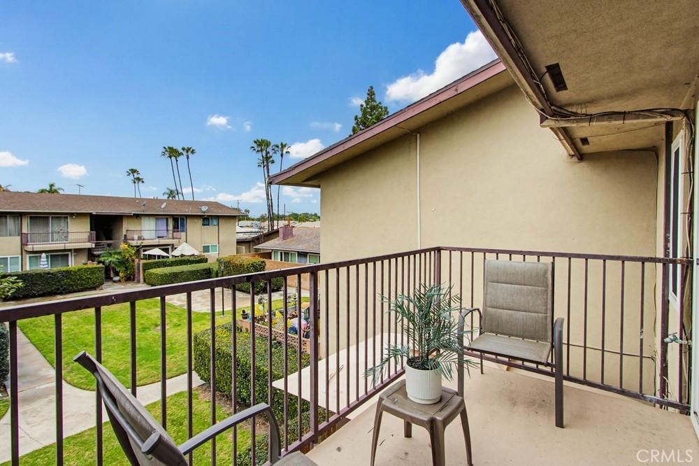 1860 W Glenoaks L, Anaheim CA 92801 - photo 15