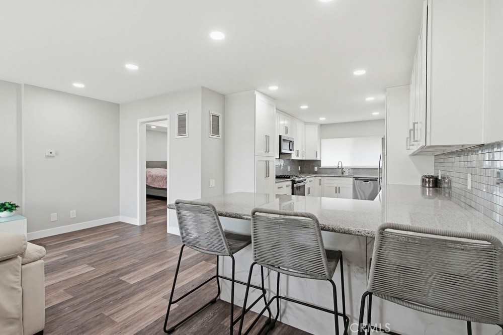 1860 W Glenoaks, Anaheim CA 92801 - photo 10