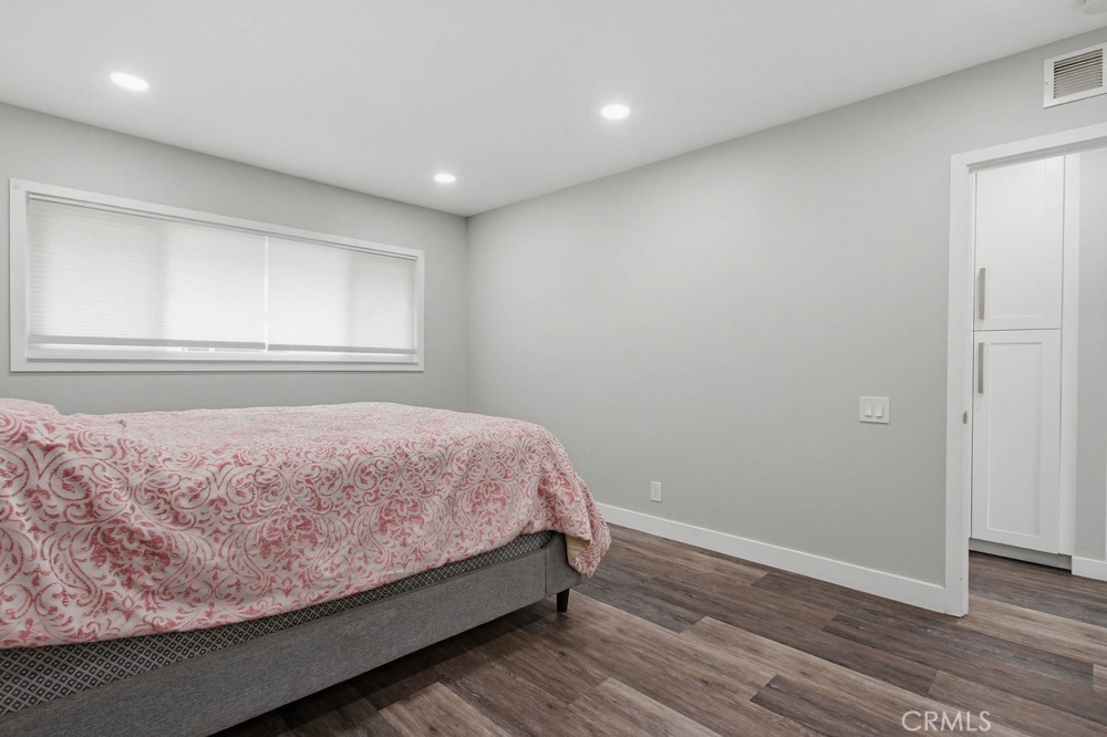 1860 W Glenoaks, Anaheim CA 92801 - photo 22