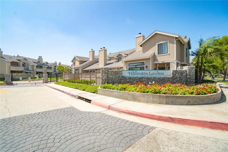 1867 W Falmouth Avenue 60, Anaheim, CA 92801