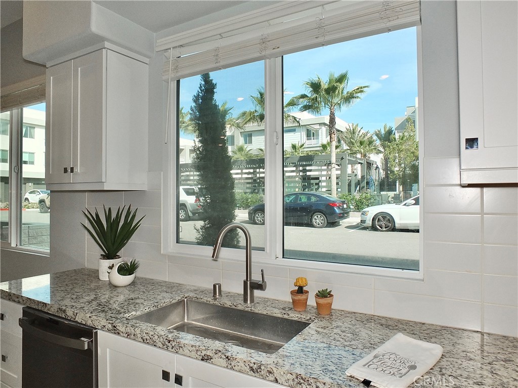 Modern and Open with Lots of Light - 1897 Union Street #132, Anaheim CA 92805 - photo 1